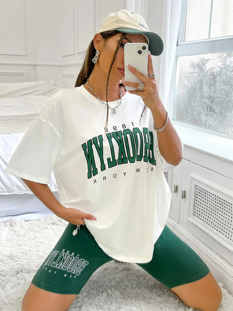 Europe and the United States Can Wear a Casual Suit WOMEN'S Pajamas Loose T-shirt Tight Shorts Slim Shorts Top